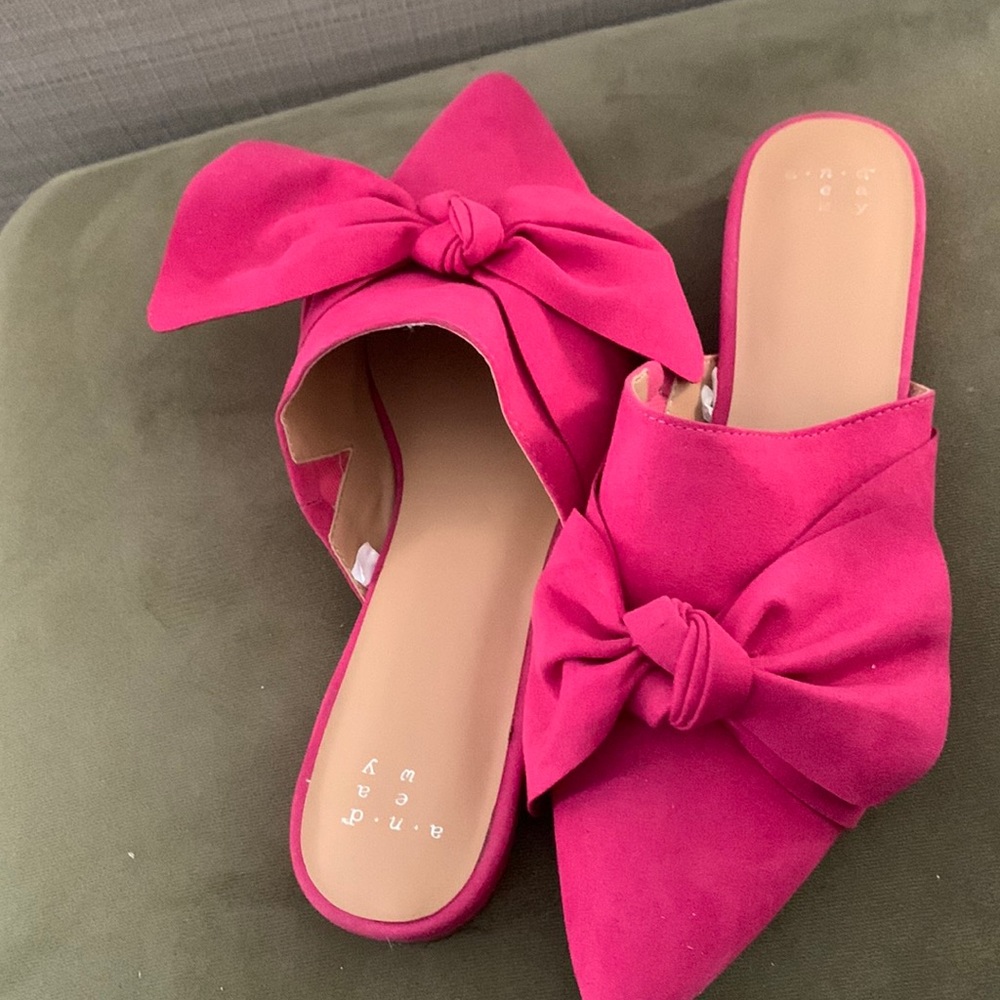 A New Day Hot Pink Mules 8.5 NWOT